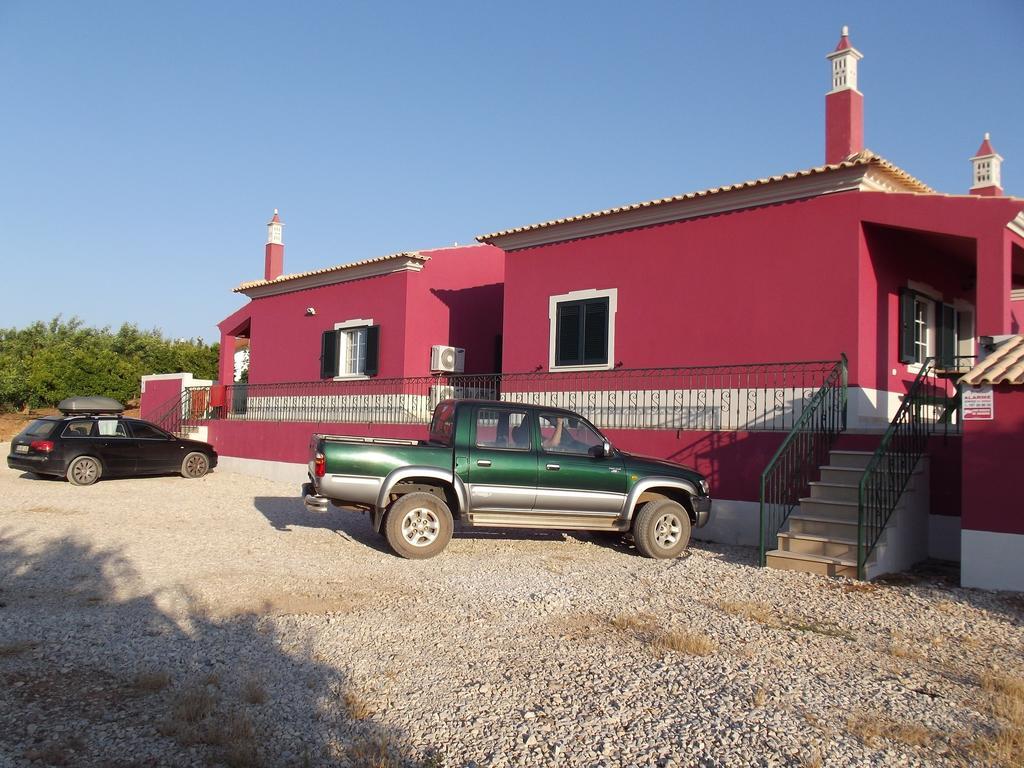 Vila Da Mesa Algoz Exterior photo